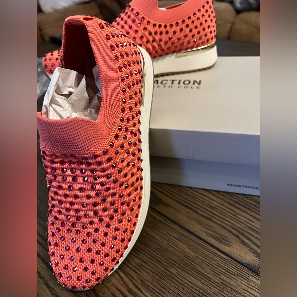 Reaction Kenneth Cole Women's Coral Slip-On Sneakers